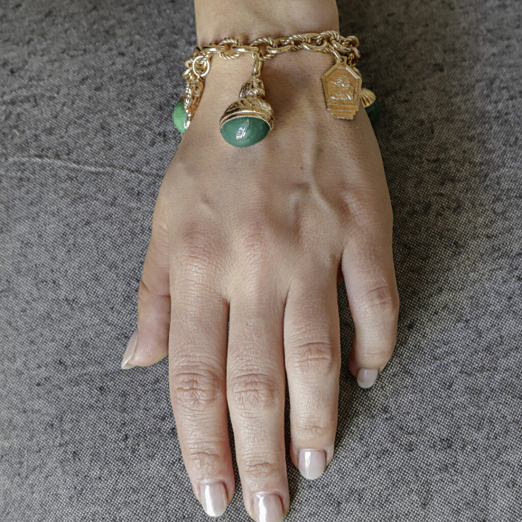 Bracciale Dorato Oro Vintage con Sigillo, Regina e Angeli