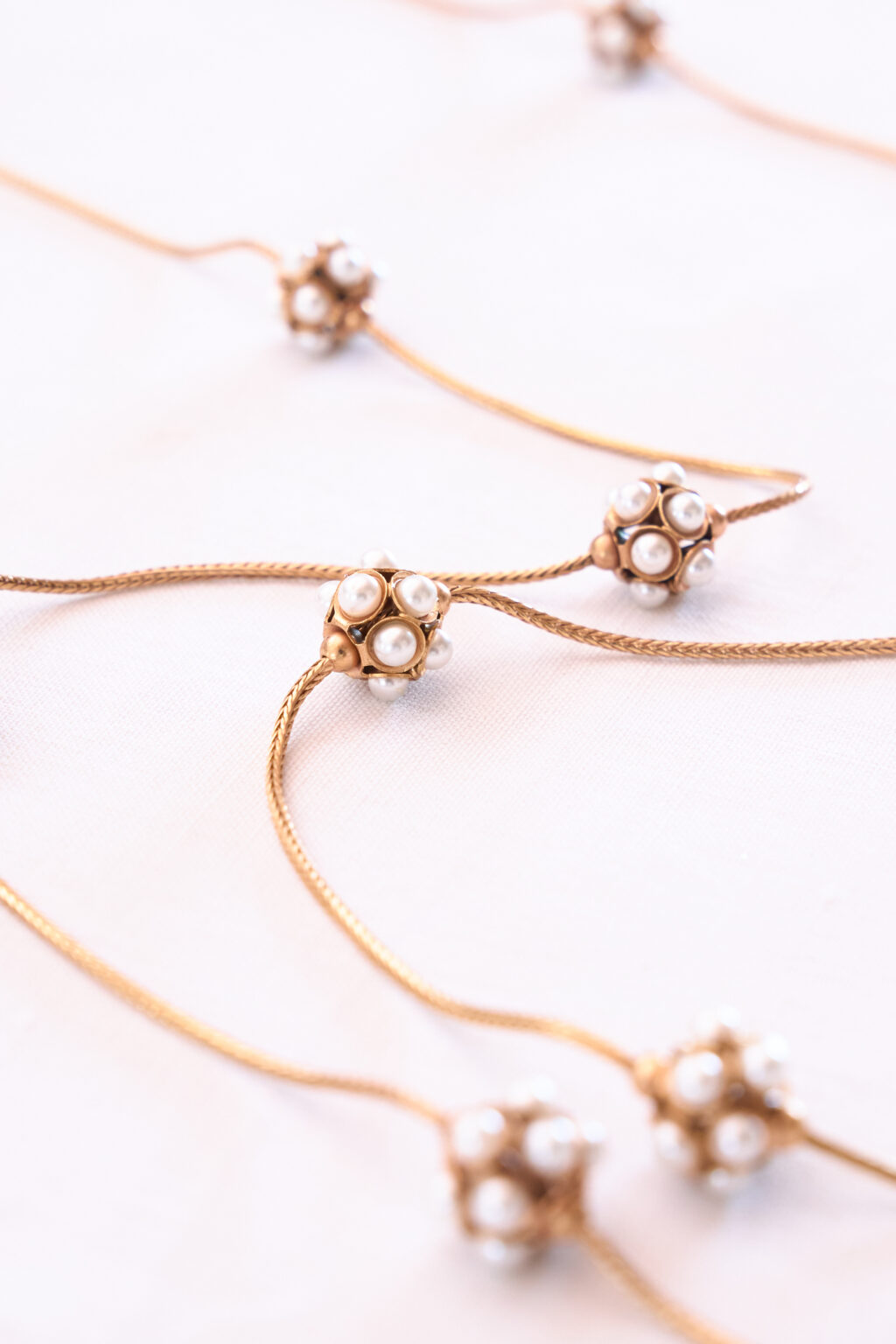 Parure completa: collana orecchini anello bracciale stile Liberty