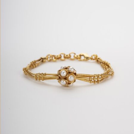 Eleganza in Perle d'imitazione: Bracciale multifilo