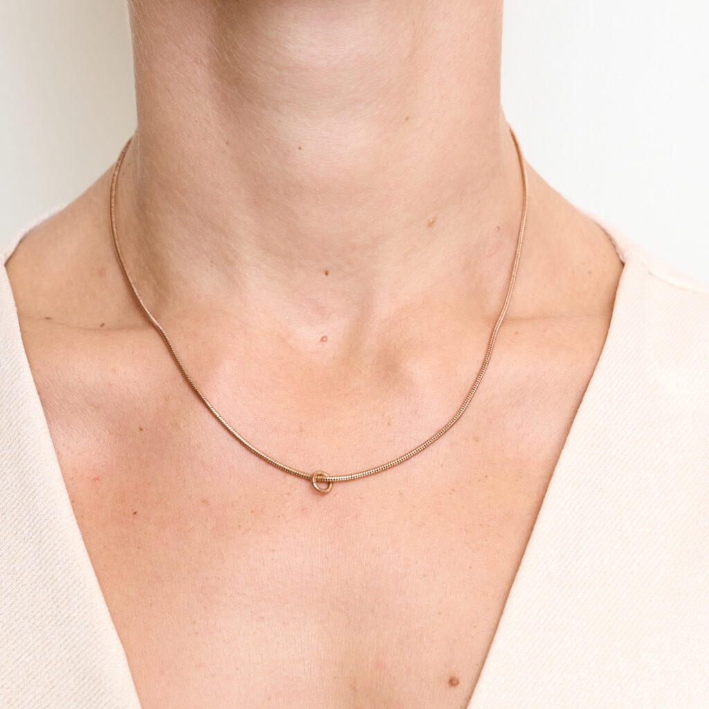Collana Demirouge: Eleganza Vintage